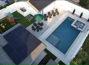 Los Angeles, CA Near Malibu - Pool